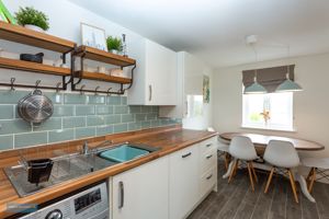 Kitchen/diner- click for photo gallery